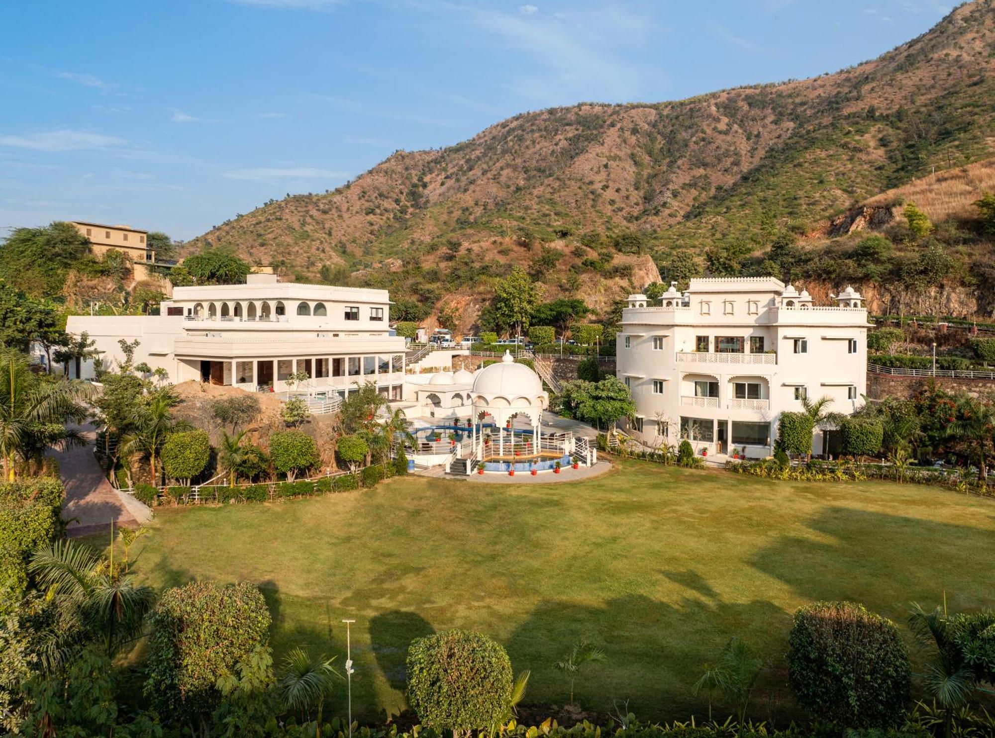 Sayaji Resorts & Spa Udajpur Exteriér fotografie